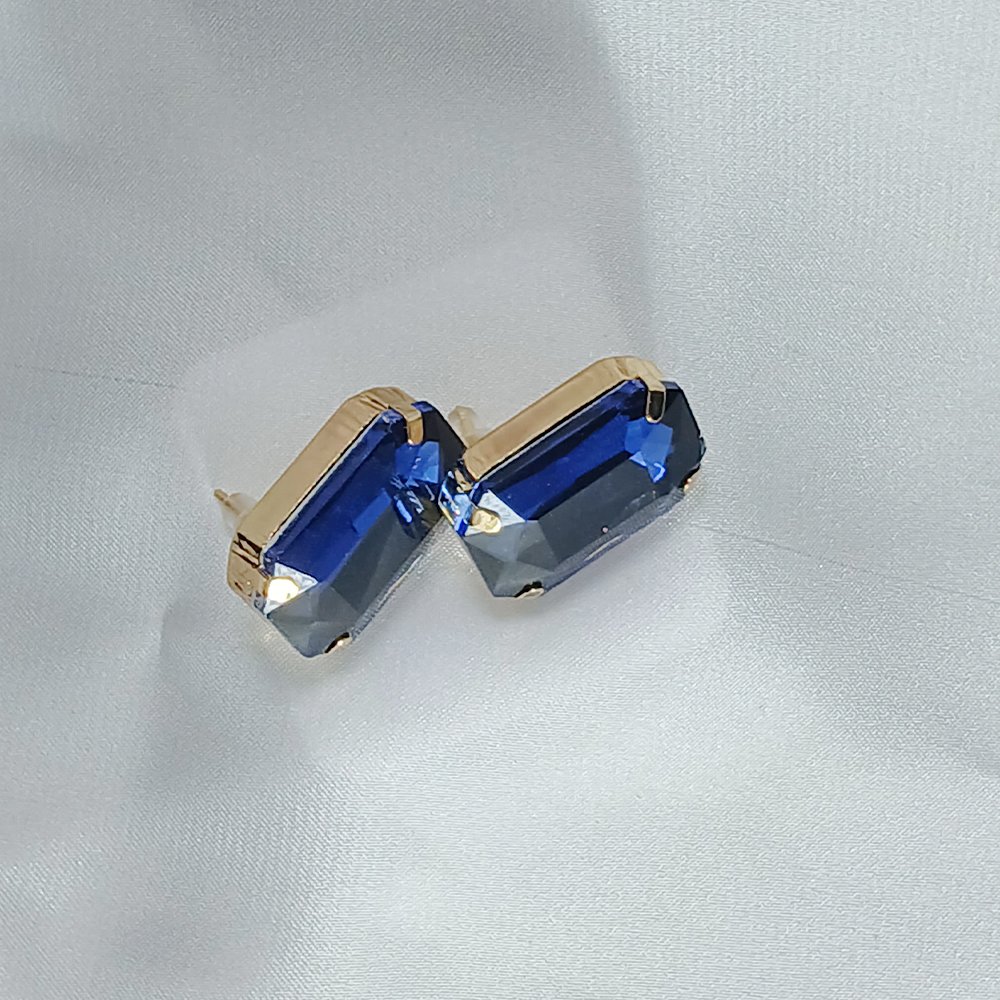 Blue ear rings 2