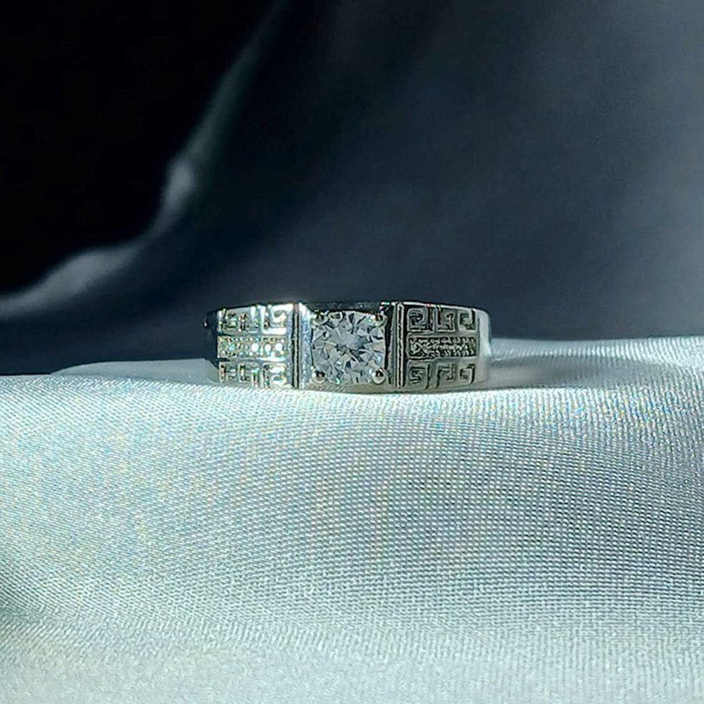Diamond-Couple-Ring-luxore-rings-lifestyle
