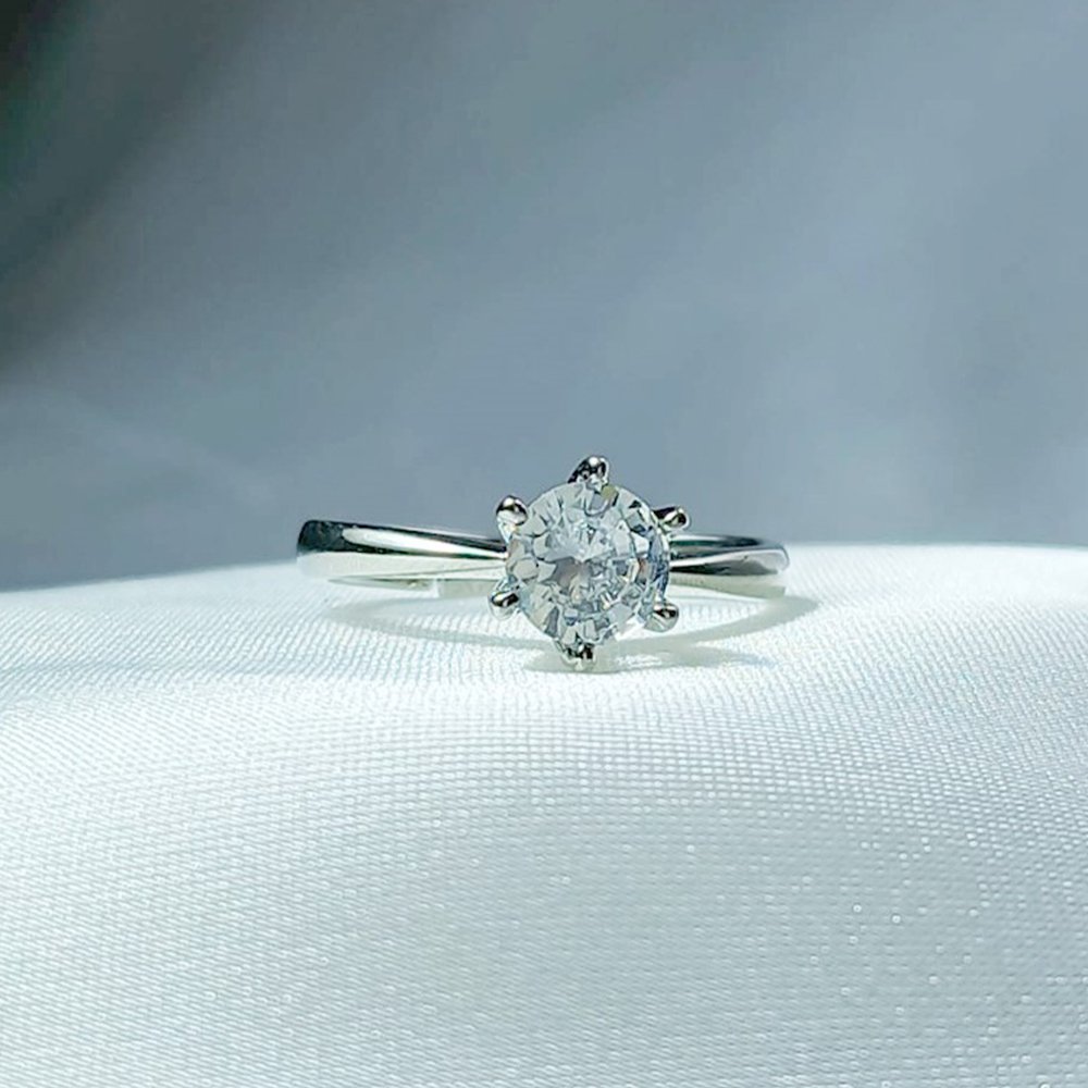 Diamond-Couple-Ring-luxore-rings-lifestyle