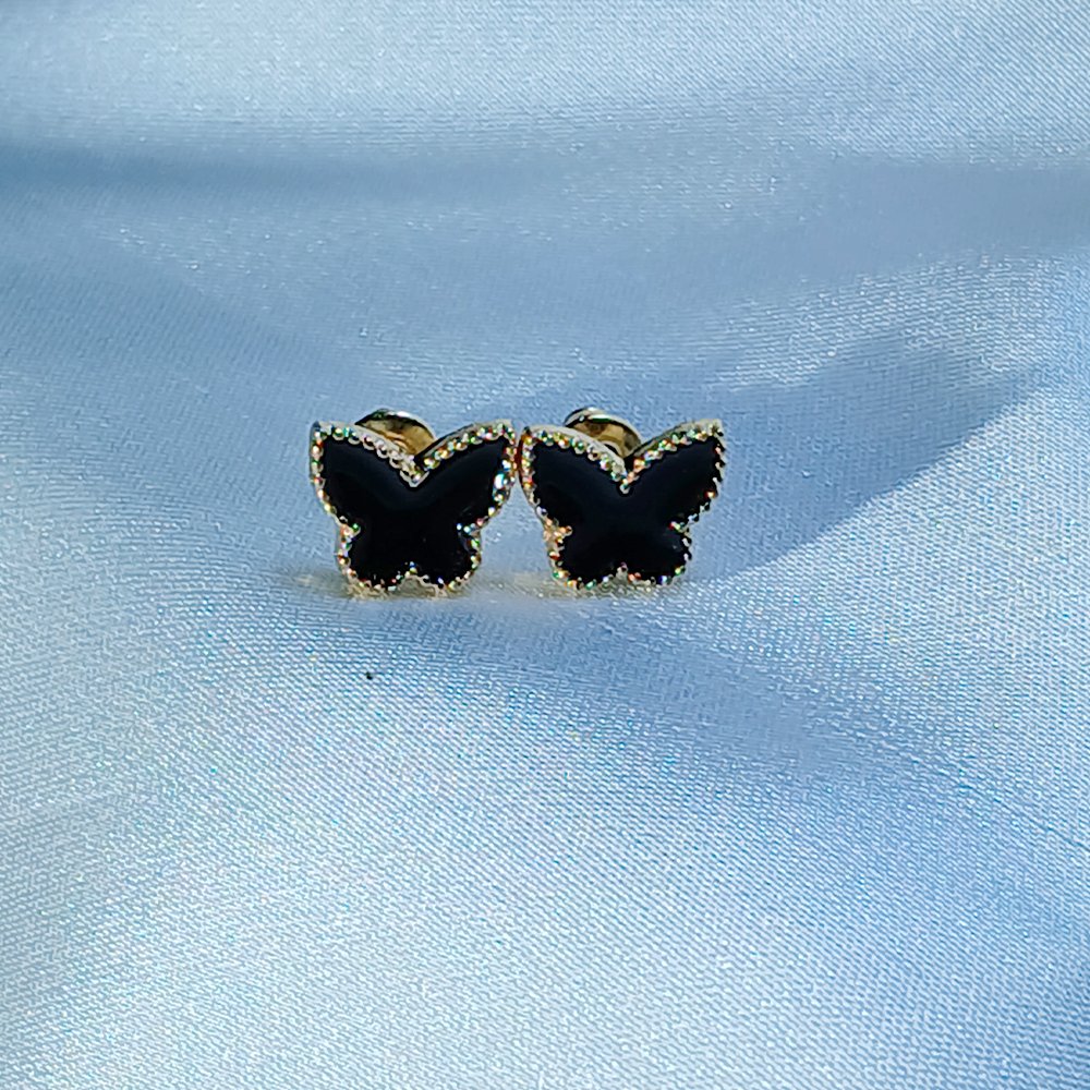 Butterfly Necklace and Earrings - lifestyle - luxore