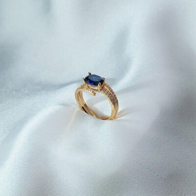 blue ring - luxore - rings - lifestyle - 2