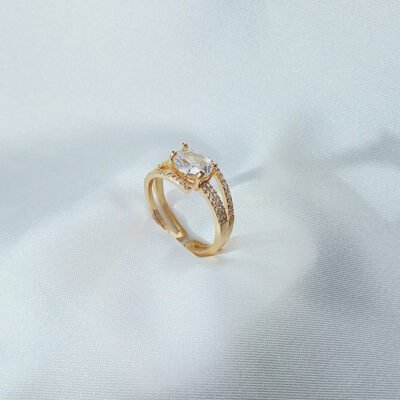 gold color white ring - luxore - rings - lifestyle - 2